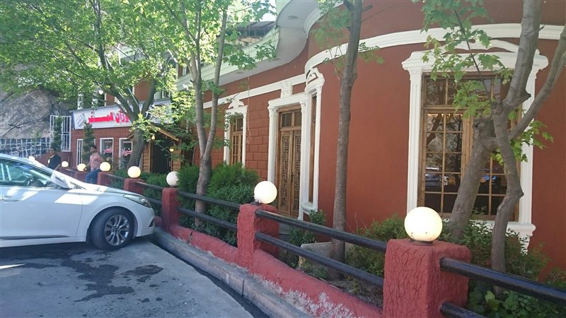 رستوران همسفر جاده چالوس